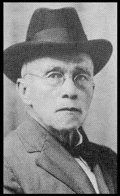 Long family roots dig into Mt. Vernon history