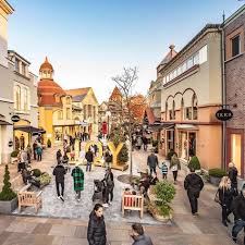 Check spelling or type a new query. Maasmechelen Village On Instagram Don T Miss Our Extraordinary Sale Final Week Now With Discounts Up To 70 On The Outlet Price In Your Favourite Bo
