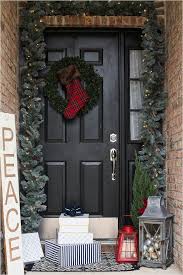 41 Creative Small Front Porch Decor Ideas That Will Make Your Home Stunning Christmas Porch Decor Front Porch Christmas Decor Front Porch Decorating
