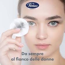 Venus, Acqua Micellare Ultra Delicata, Struccante e Detergente, Con Acqua  Virginiana Lenitiva, Non Contiene Oli, Senza Bisogno di Risciacquo, Ideato  per Tutti i Tipi di Pelle, 400 ml : Amazon.it: Bellezza