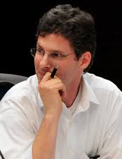 One year after passage of Ann Arbor's pedestrian safety ordinance, most  motorists aren't following law