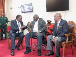 By former president mwai kibaki, muthaura and kenyatta, among others. Police Civilians Ejected As Kibaki Views Moi S Body People Daily