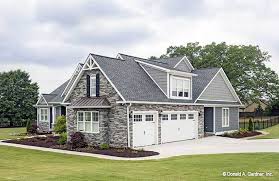 Ramble around our ranch house plans designed for comfortable living on one level. Southern Living Home Design From Don Gardner Architects