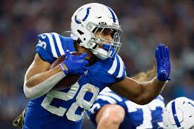 Colts' Jonathan Taylor: 'If somebody wasn't committed, they wouldn't be  here. Right now, I'm here' - The Athletic