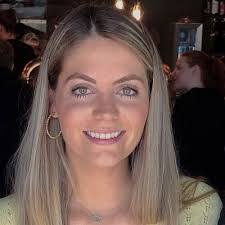 Lisa Spillane's Instagram, Twitter & Facebook