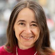 Charlotte Dore's Instagram, Twitter & Facebook