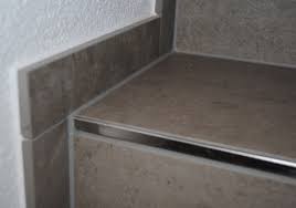 Eckschienen sind verzinkte stahlprofile mit einer glatten außenkante. Feinsteinzeug Treppe Thomas Oehlbach