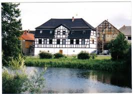 Du willst eine neue wohnung in auma mieten? 2 Zimmer Wohnung Zu Vermieten Gutterlitz 15 07955 Auma Weidatal Auma Mapio Net