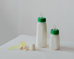 Baby may notice the change in taste, but since everything else is still the same, it shouldn't be a big deal. How To Feed A Combination Of Breast Milk And Formula The New York Times