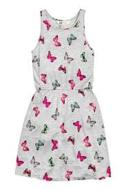 De la fondarea sa în 1947, h&m a devenit una dintre cele mai mari companii de modă din lume. ImbrÄcÄminte Fete 8 14 Ani Online Clothes Pattern Jersey Jersey Dress