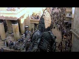 What does a trojan horse expression mean? Trojan Horse Clip From Troy Youtube
