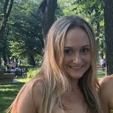 Ellis Ewert's Instagram, Twitter & Facebook