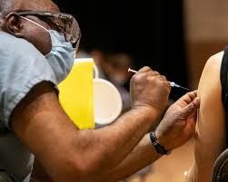 With vaccination rates stagnating among younger adults in quebec, premier françois legault says the government is focusing on new ways of reaching people — including the possibility of a vaccine. Three Other Provinces Pass Quebec In Second Vaccine Dose Numbers The Star