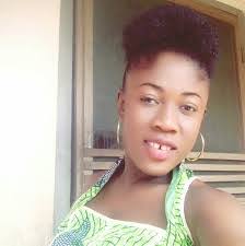 Maame Esi's Instagram, Twitter & Facebook