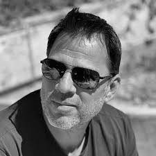 Hidden Gems: Meet Eric Valenzuela of BETAMAXX and Intuitial