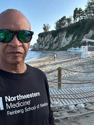 Why is public access still prohibited at Coral Reef Commons?