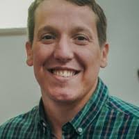 60+ perfiles de «Alan Brian»