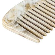 In the aftermath of his girlfriend's mysterious death, a young man awakens to find strange horns sprouting from his forehead. Handle Comb Made Of Horn Manufactum