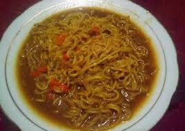 1 mie instan ekomie 1 telur 2 bawang merah 2 bawang putih cabe sesuai selera kecur dan kemiri secukupnya 1 sdt. Ini Dia Cara Membuat Mi Instan Goreng Kuah Pedas Yang Enak Resep Koki
