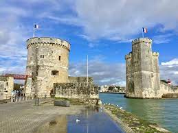 La rochelle's modern industries include the manufacture of composite materials, chemicals, medical products, and railway rolling stock. Studio Vieux Port La Rochelle La Rochelle Updated 2021 Prices
