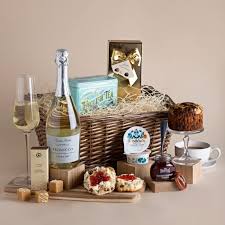 This means in 2021, easter falls on march 14 here in the uk. Mothering Sunday The 25 Best Gifts For Mothers Day 2021