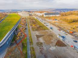 Damit einen romantischen charme versprüht, der auch durch die üppige architektur und die gewichtung auf würzburg als universitätsstadt verstärkt wird. Spatenstich Fur Hubland Ii Weitere 112 Mietwohnungen Der Stadtbau Wurzburg Erleben