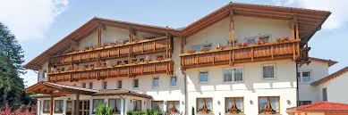 Guests at haus sonne can enjoy a continental breakfast. Wellness Hotel Sonne Baiersbronn Im Schwarzwald