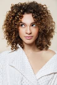 Curly hair and short hair do mix, and we have been loving seen more and more iterations of this look in the curly pixie. How To Style Curly Hair