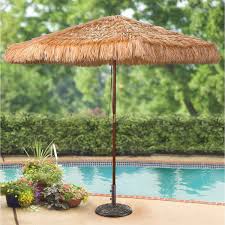 Amazon Com Castlecreek 9 Foot Thatched Tiki Umbrella Patio Umbrellas Patio Lawn Garden Offset Patio Umbrella Tiki Umbrella Patio Umbrella