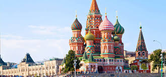 Selon la tradition les habitants de la ville et les touristes effectuent certains «rituels» pour devenir plus heureux, plus riches etc. Que Voir En Russie Par Ou Commencer