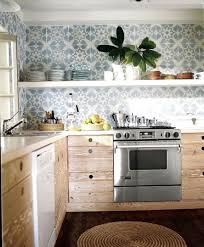 مطابخ مودرن من تصميم Amber Lewis المرسال