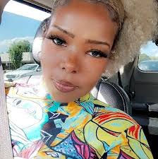 MealTrains are keeping our Front Line fed! Over a thousand communities are  using mealtrain.com to organize restaurant meals for those protecting us.  You can be an organizer for your hospital in just