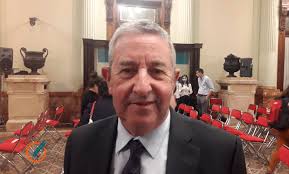 Julio Cobos sostiene que hay que respetar el lugar de la Corte en el  Consejo de