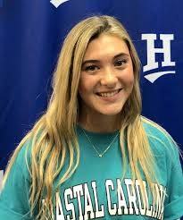 Avery Snyder's Instagram, Twitter & Facebook