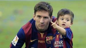 Pour la première fois donc, lionel messi et antonella roccuzzo montrent le visage de leur troisième enfant. Les Equipes Que Supportent Le Fils De Messi Ne Devraient Pas Plaire A Son Pere