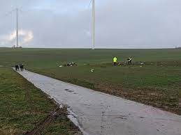 Todesopfer bei flugzeugabstürzen von airlines bis 2015. Pilot Aus Osterreich Stirbt Bei Flugzeugabsturz Bei Bitburg In Der Eifel