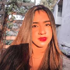 Melissa Caudillo's Instagram, Twitter & Facebook