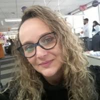 100+ perfis com “Falcon Falcon”