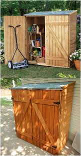 Turn a pallet into a garden tool organization center. 24 Practical Diy Storage Ideas To Organize Your Lawn And Garden Diy Crafts