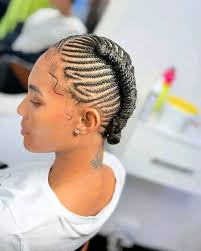 🔥TAU HAIR STUDIO BY SBU 🔥R100 LOCATED IN DURBAN INBOX OR WHATSAPP US  0721606910