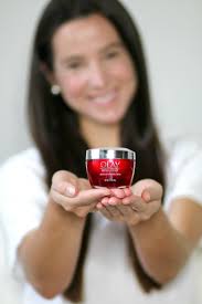 Anti-Aging Products That Work: Olay Regenerist Micro Sculpting Cream