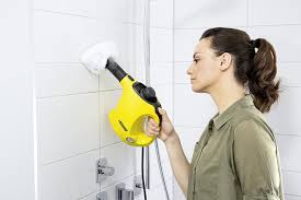 Mit folgenden hausmitteln und ganz ohne chemie bekommen sie jede fliese in ihrem haus wieder. Ein Dampfreiniger Fur Fliesen Darauf Mussen Sie Achten Expertentesten De