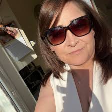 Ella finally got to meet her Great granny today. My Ma (aka Lazarus) hasn't  been well lately. She's recovering in Beaumont and today she got to see her  and hold her before