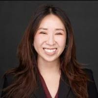 Paula Lee's Instagram, Twitter & Facebook