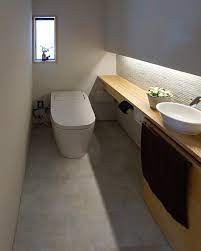 画像に含まれている可能性があるもの 室内 トイレのアイデア 和モダン トイレ バスルームのデザイン