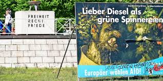 Gleichwohl erfreut sich die afd großer beliebtheit gerade in den schichten der bevölkerung, die von den sozialen reformvorhaben der afd negativ betroffen sein werden. Berlin Afd Plakate Werden Am Haufigsten Beschadigt