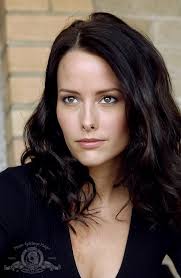 Amelia Cooke's Instagram, Twitter & Facebook