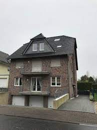 Aktuell befinden sie sich auf der ergebnisliste zu haus in mieten oder kaufen mit einem suchradius von 50km. 6 Zimmer Wohnung Zu Vermieten Geschwister Scholl Str 2 52499 Baesweiler Aachen Kreis Mapio Net