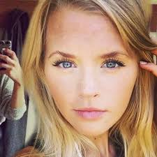 Hetti Bywater flaunts her envious figure in series of selfies as Lucy Beale  killer reveal draws closer