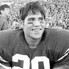 Rodrick Walker's Instagram, Twitter & Facebook